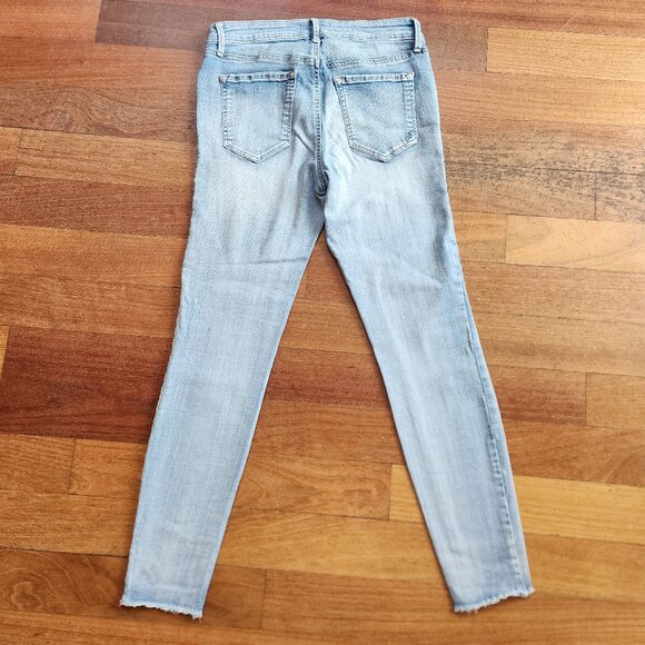 Jessica Simpson Light Wash Ankle Skinny Jeans Size 4/27 - Picture 12 of 15